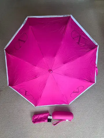발렌티노 접이식 우산 미사용 새상품