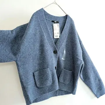 새상품 유니클로 수플레얀 V넥 숏 가디건 L 블루