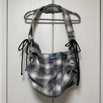 SEQUENZ 시크엔즈 숄더백