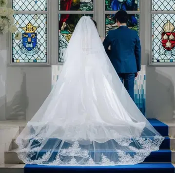화이트 레이스 롱 웨딩 베일