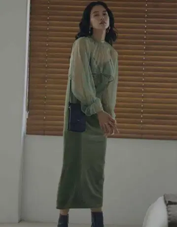 Ameri MANY WAY TULLE VEIL DRESS