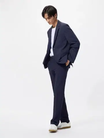 새상품급 유니클로 감동 자켓 감동 팬츠 셋업 네이비 M