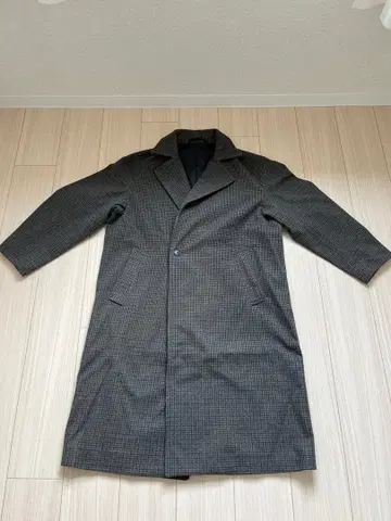 체스터 코트 아우터