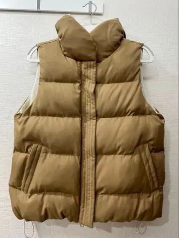 BAYFLOW [앞뒤로 분위기가 바뀌는] 리버서블 퍼 베스트