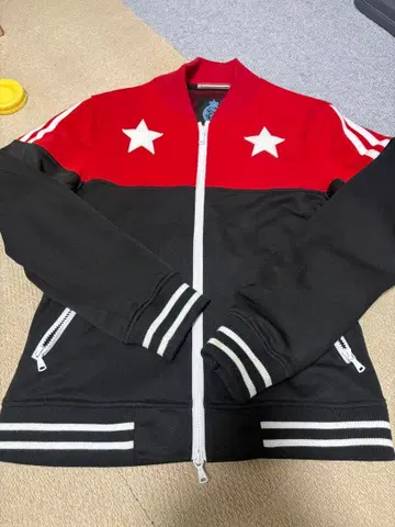 GUILD PRIME 빨검 별 디자인 저지 사이즈 1