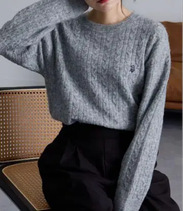 원 포인트 케이블 니트