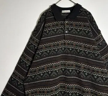 올 패턴 울 카라 부착 니트 스웨터