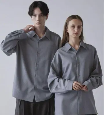 완판템 [ CLEL ] 벌룬 소매 루즈 레귤러 카라 셔츠 그레이쉬 블루