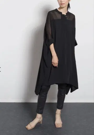 스콧 클럽 새상품 야마다야 MIREPOIX 숄더 시어 롱 블라우스 블랙