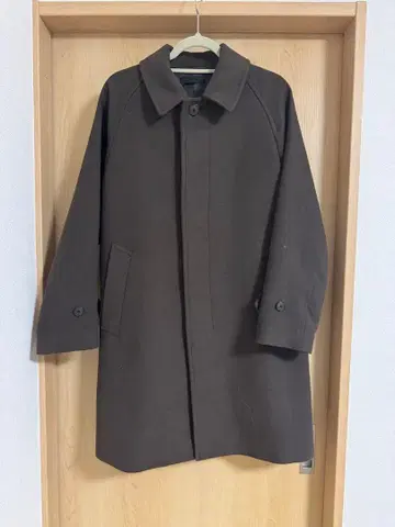 UNIQLO 체스터 코트 S 착용 이미지 있음