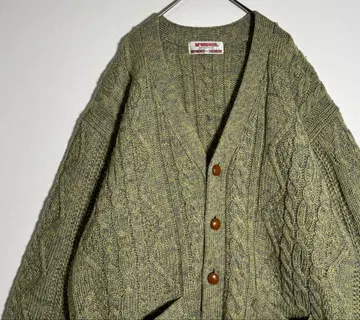 맥레거 울 케이블 짜임 호두 단추 가디건