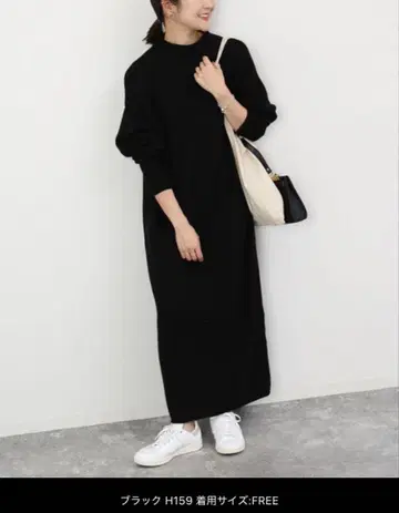 새상품급 슬로브 이에나 워셔블 울 니트 원피스 블랙