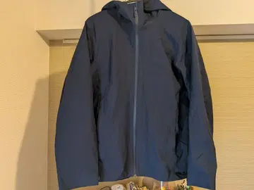 네이비 후드 부착 발수 나일론 자켓