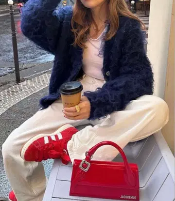 THETOE PIGALLE SHAGGY CARDIGAN 샤기 가디건