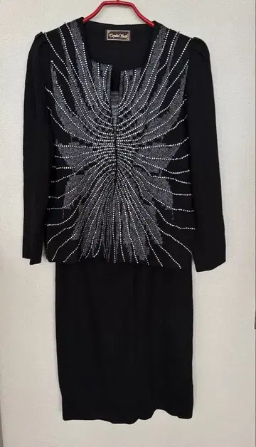 사이토 토요코 니트 수트