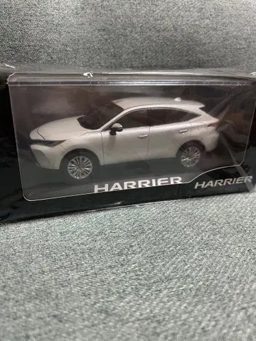 해리어 화이트 1/43 미니카 이미지