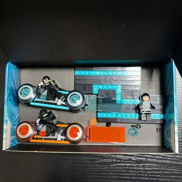 레고 트론 레거시 라이트 사이클 21314 개봉 완료