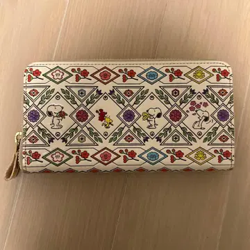 SNOOPY 지갑 스누피의 길상 꽃무늬 아사쿠사 문고 고급 소가죽 장지갑