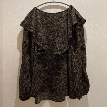 Rouge vif lacle 꽃무늬 블라우스