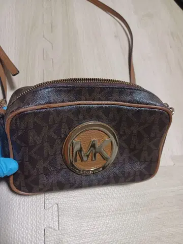 새상품급 Michael Kors 브라운 숄더백