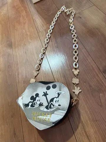 아크릴 멀티 체인 스트랩 아이보리