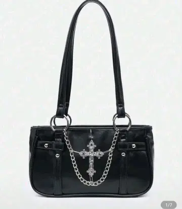 고딕 숄더백 블랙 크로스 모티브