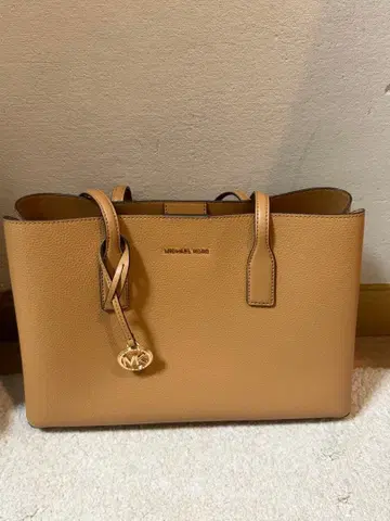 MICHAEL KORS 베이지 숄더백