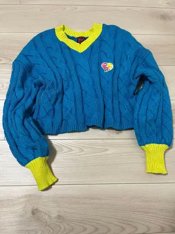 RE. 스쿨 걸 숏 니트 블루