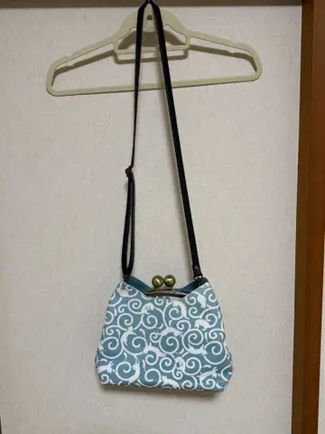 [아야노코지] 가마구치 냥코 미니백