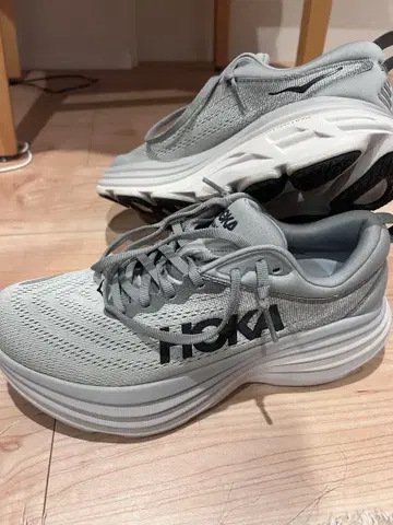 호카 오네 오네 본디 8 그레이 25.5cm