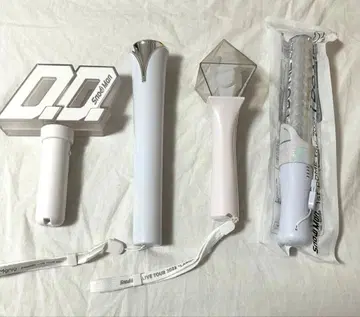 Snow Man 공식 응원봉