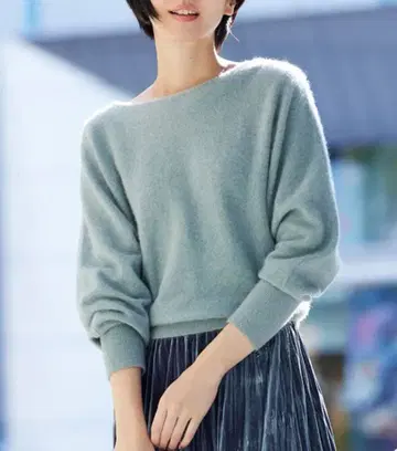 쿠미쿄쿠 컬러 폭스 돌먼 슬리브 니트