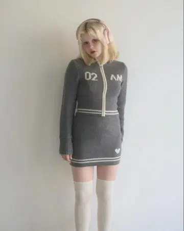 andmary Logo zip set up