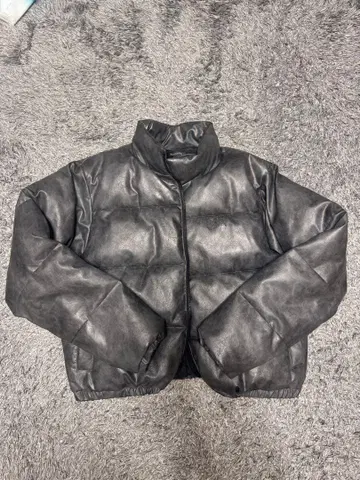 SLOPPY 블랙 다운 자켓