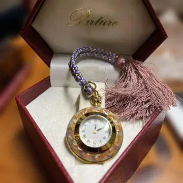 Parture 태슬 달린 회중시계