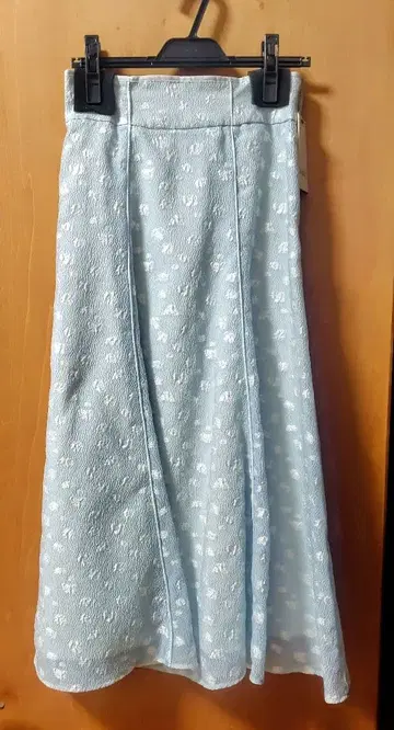 SNIDEL 플라워 자카드 스커트 2025 봄/여름 사이즈 1