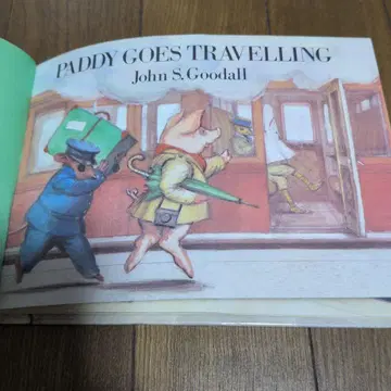 존 S 구트올의 입체 그림책 [ PADDY GOES TRAVE~ ]