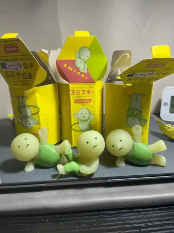 SMISKI Exercising 피규어 3개 세트