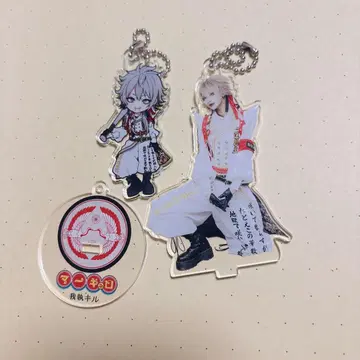 마큐로 아쿠슈 키루 10대 의상 아크릴 스탠드 아크릴 키링