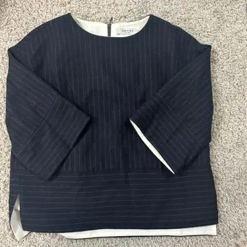 ADORE 네이비 스트라이프 상의 38