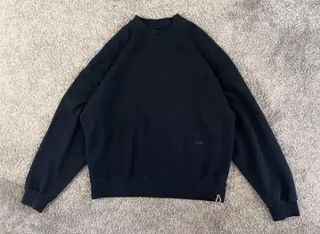 이탈리아제 MADSON 마드손 크루넥 맨투맨 M 바니스