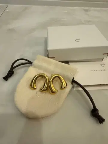 chieko+ 귀걸이 골드