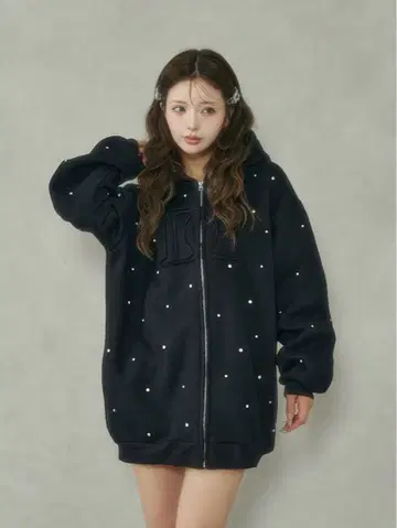 Darich DD 로고 비쥬 지퍼 후드티 블랙