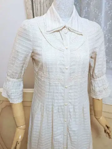 투 비 시크 원피스 40 자수 레이스 아이보리