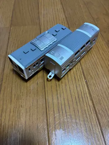 프라레일 211계 근교 기차 선두차 중간차