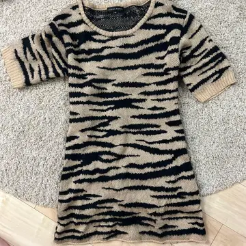 CITRUS NOTES 타이거 스트라이프 니트 원피스 38