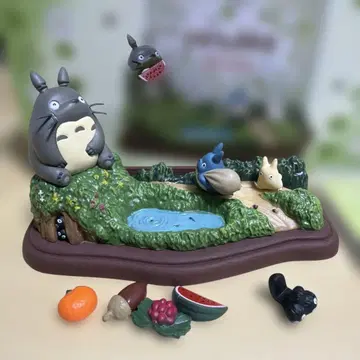 이웃집 토토로 2015년 달력 언덕 위에서