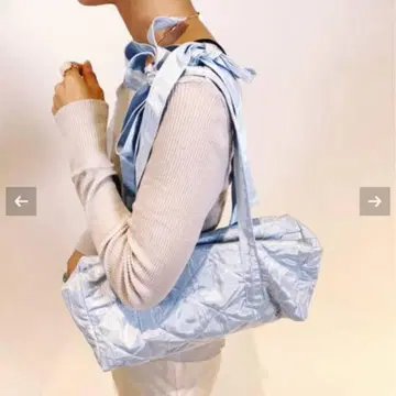 BATSHEVA EDIT FOR LULU 스카이블루 퀼팅 숄더백