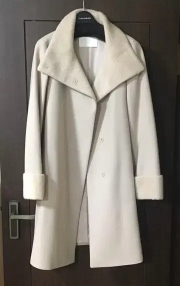 투모로우랜드 Ballsey 보르지 코트 라이트 베이지