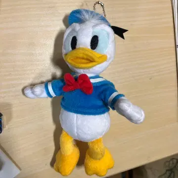 도널드 덕 봉제 인형 키체인 포함